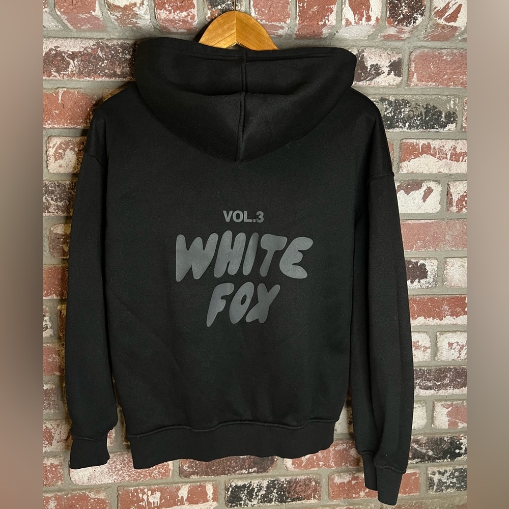 Women’s White Fox Vol.3 Offstage Hoodie Onyx, 100% Polyester